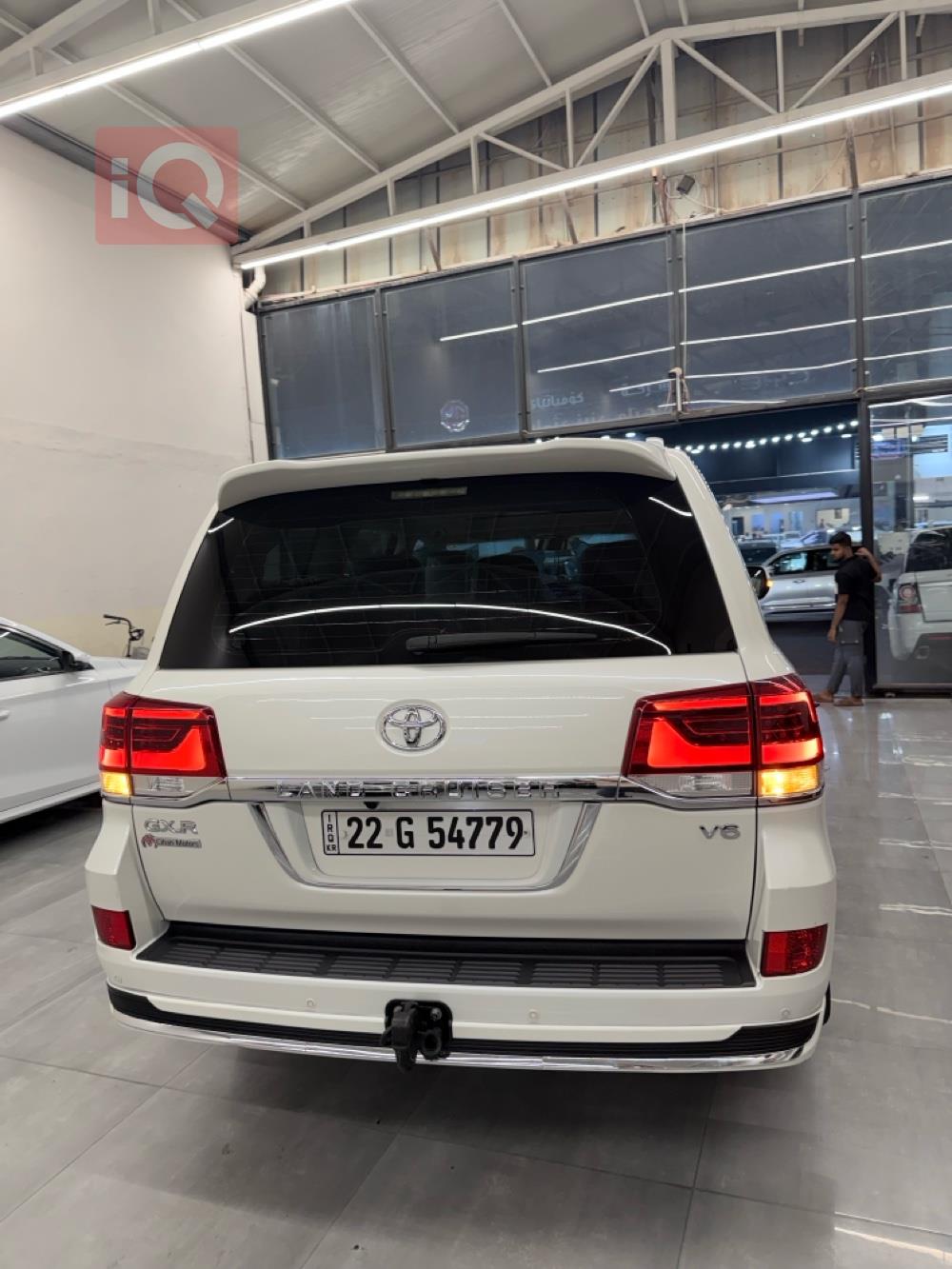 Toyota Land Cruiser